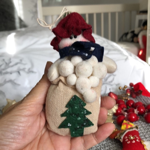 Bundle of Christmas ornaments - Picture 11 of 17